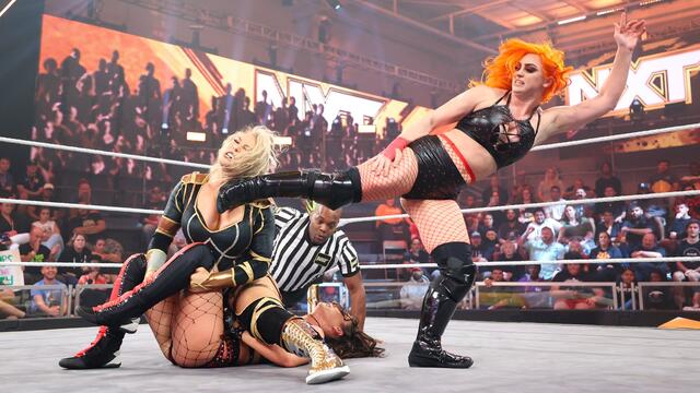 WWE Photo