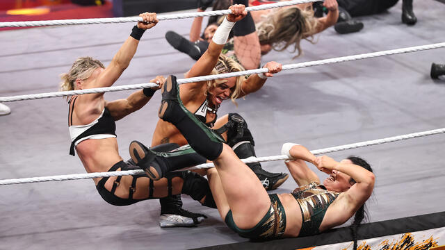 WWE Photo