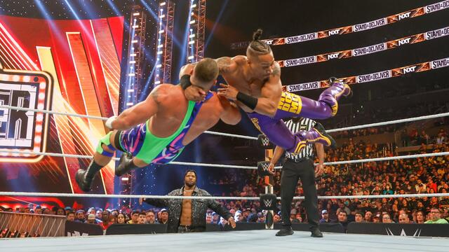 Breakker vs. Hayes