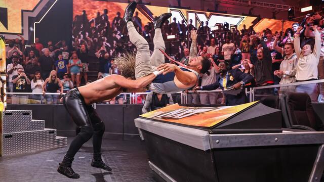 WWE Photo