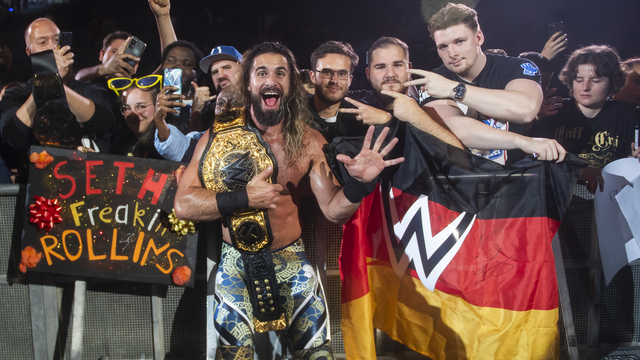WWE Photo