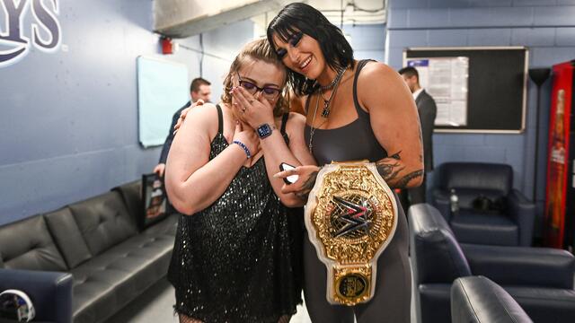 WWE Photo