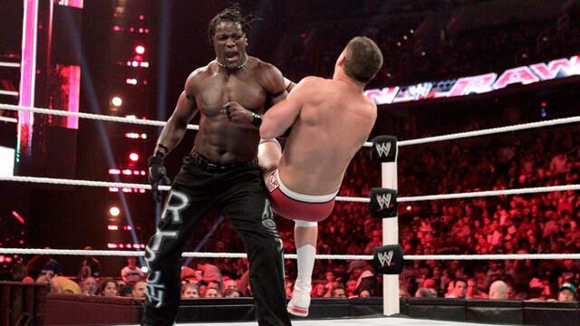 WWE Photo