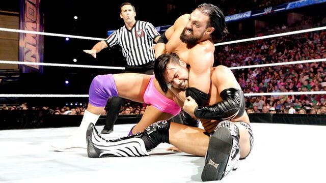 WWE Photo
