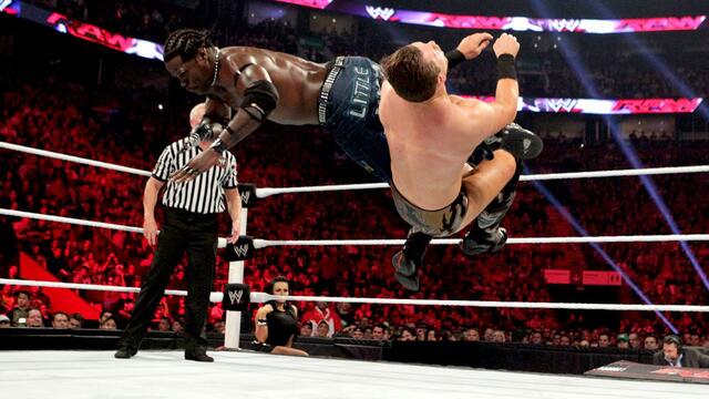 WWE Photo