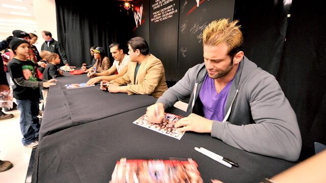WWE Photo