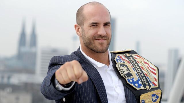 WWE Photo