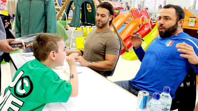 WWE Photo