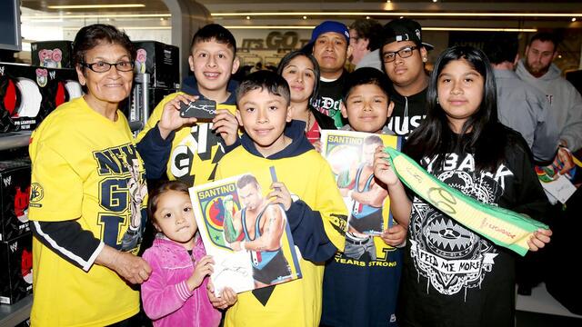 WWE Photo