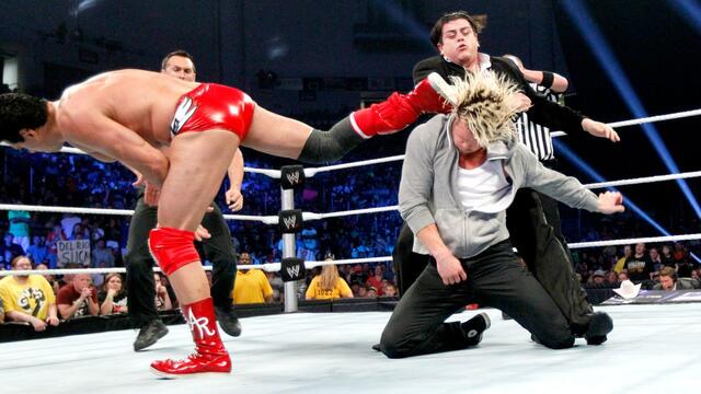 WWE Photo