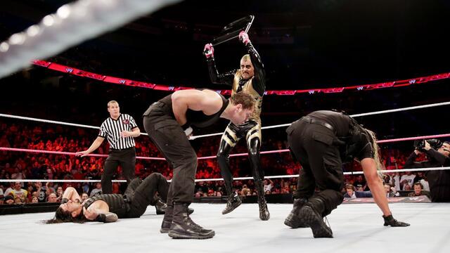 WWE Photo