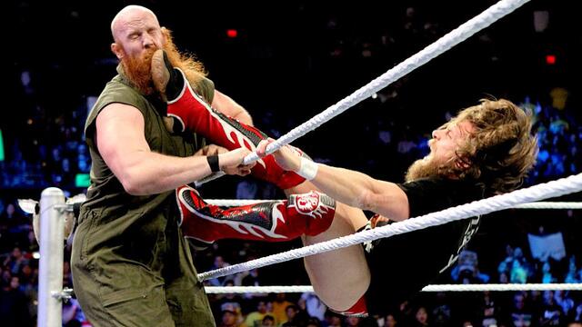 WWE Photo