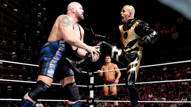 WWE Photo