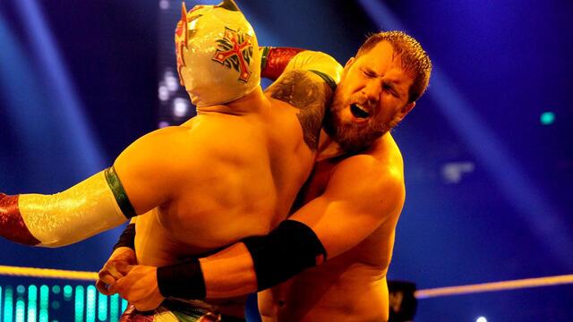 WWE Photo