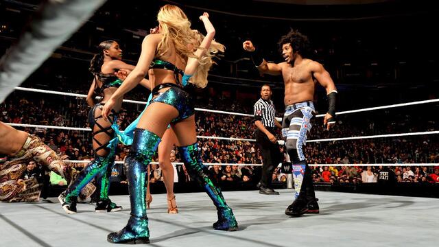 WWE Photo