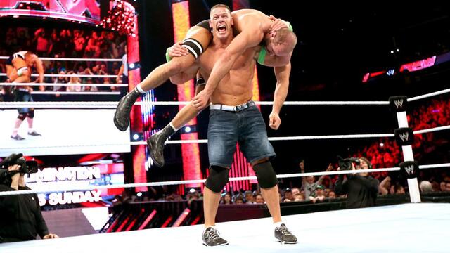 WWE Photo
