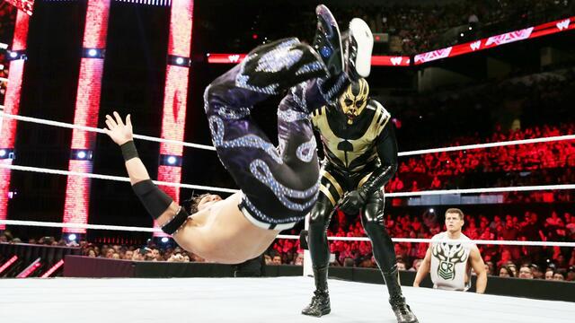 WWE Photo