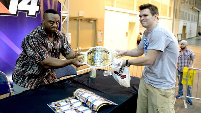 WWE Photo