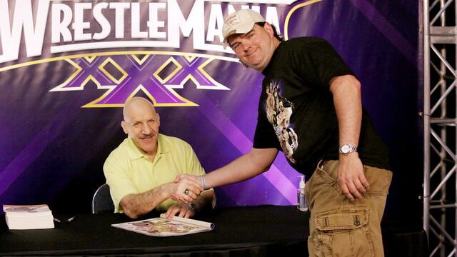 WWE Photo
