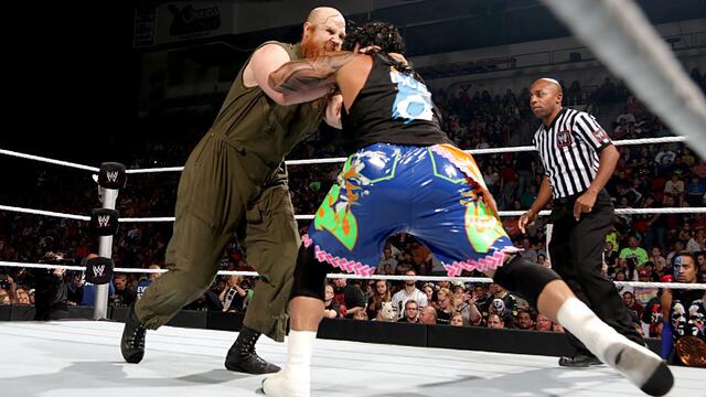 WWE Photo