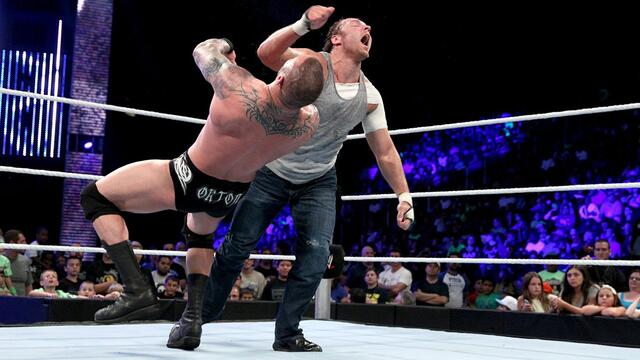 WWE Photo