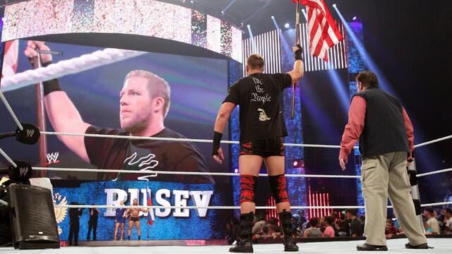 WWE Photo