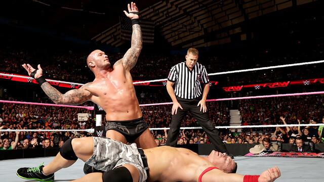 WWE Photo