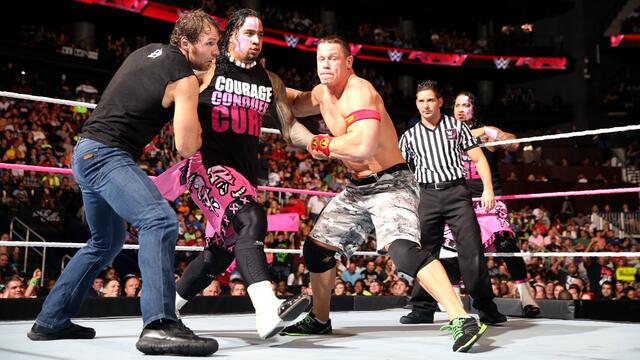 WWE Photo