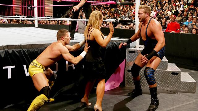 WWE Photo