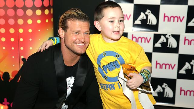 WWE Photo