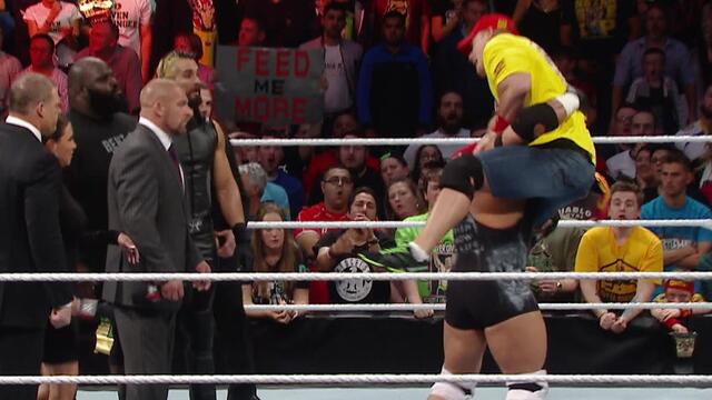 WWE Photo