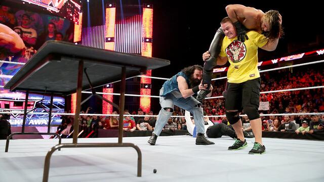 WWE Photo