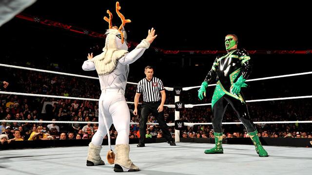 WWE Photo