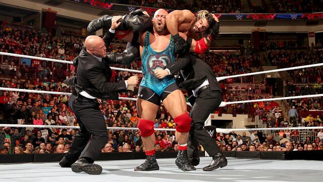 WWE Photo