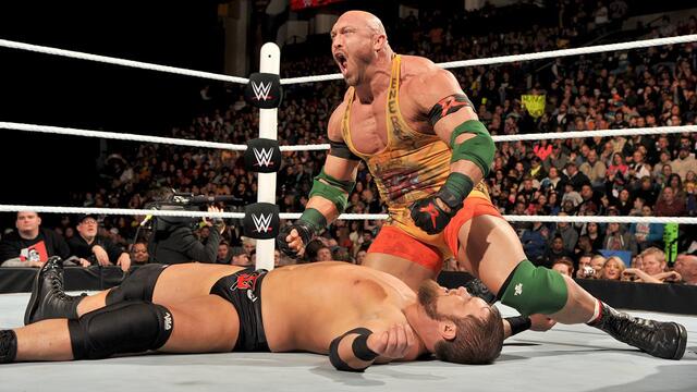 WWE Photo