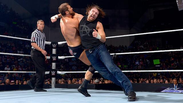 WWE Photo