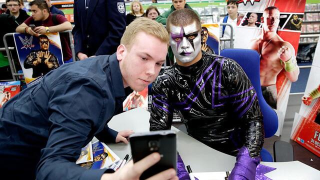 WWE Photo