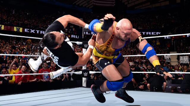 WWE Photo