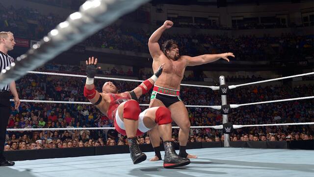 WWE Photo