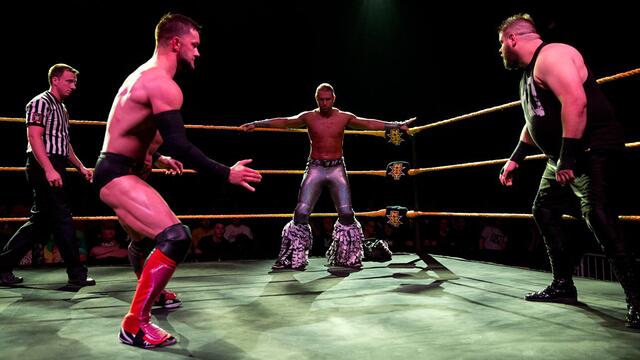 WWE Photo