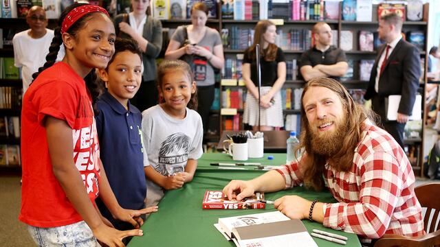 WWE Photo
