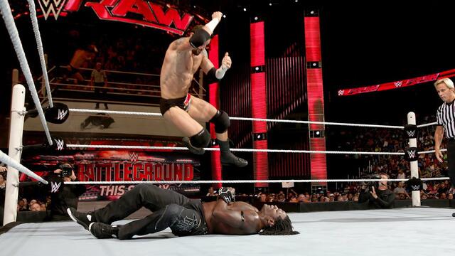 WWE Photo