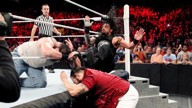 WWE Photo