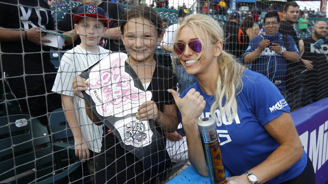 WWE Photo