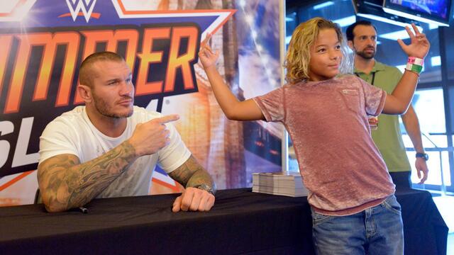 WWE Photo