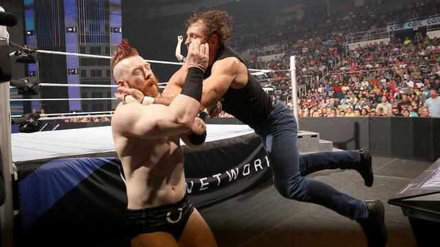 WWE Photo