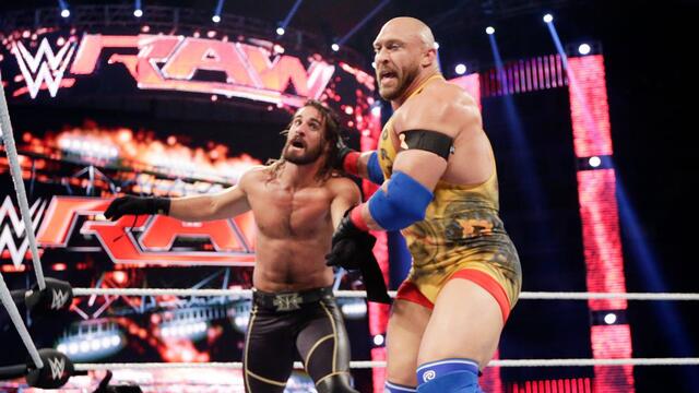 WWE Photo