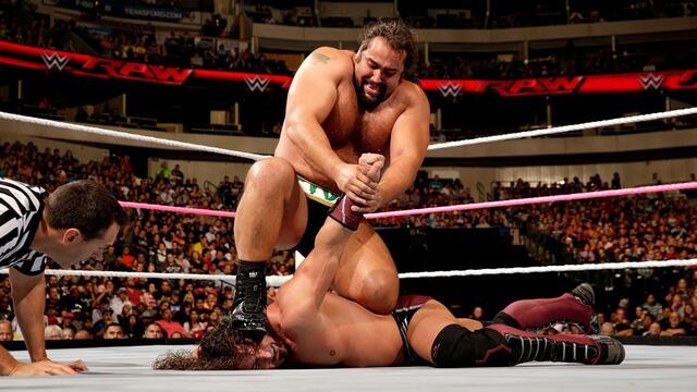 WWE Photo