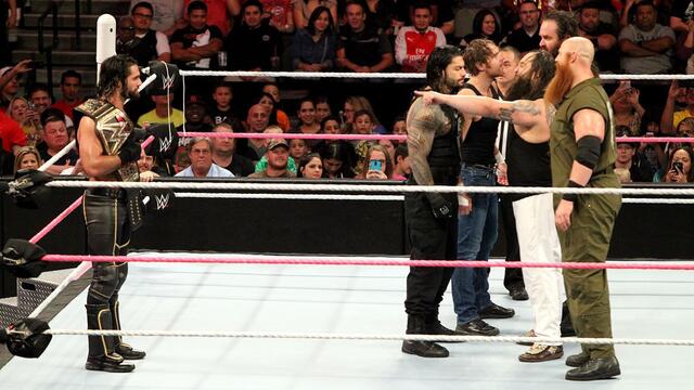 WWE Photo
