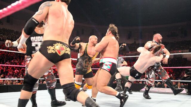WWE Photo